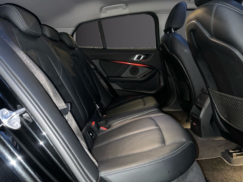 S&eacute;rie 1 118i 140 ch DKG7 Luxury 2019 occasion 75017 Paris