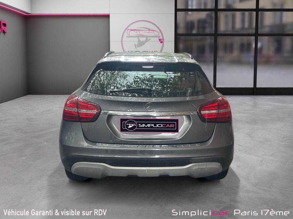 Classe GLA GLA 200 d 7-G DCT Business Edition 2017 occasion 75017 Paris