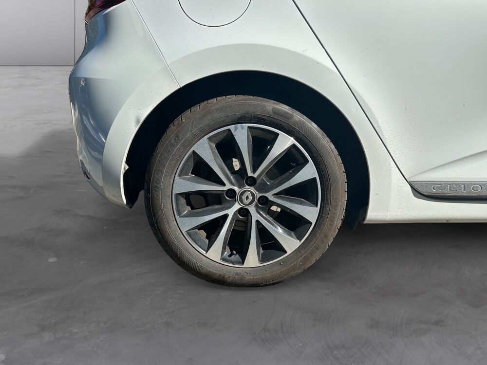 Clio V Clio E-Tech 140 - 21 Business 2021 occasion 75017 Paris