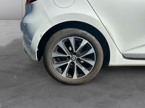 Clio V Clio E-Tech 140 - 21 Business 2021 occasion 75017 Paris