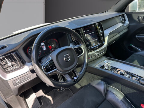 XC60 T8 Twin Engine 303 ch + 87 ch Geartronic 8 R-Design 2018 occasion 75017 Paris