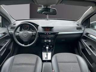 Astra 1.9 CDTI - 120 Cosmo A 2007 occasion 75017 Paris