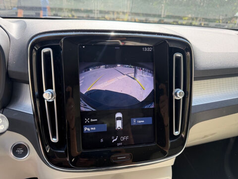 XC40 D3 AdBlue 150 ch Geartronic 8 Momentum 2019 occasion 75017 Paris