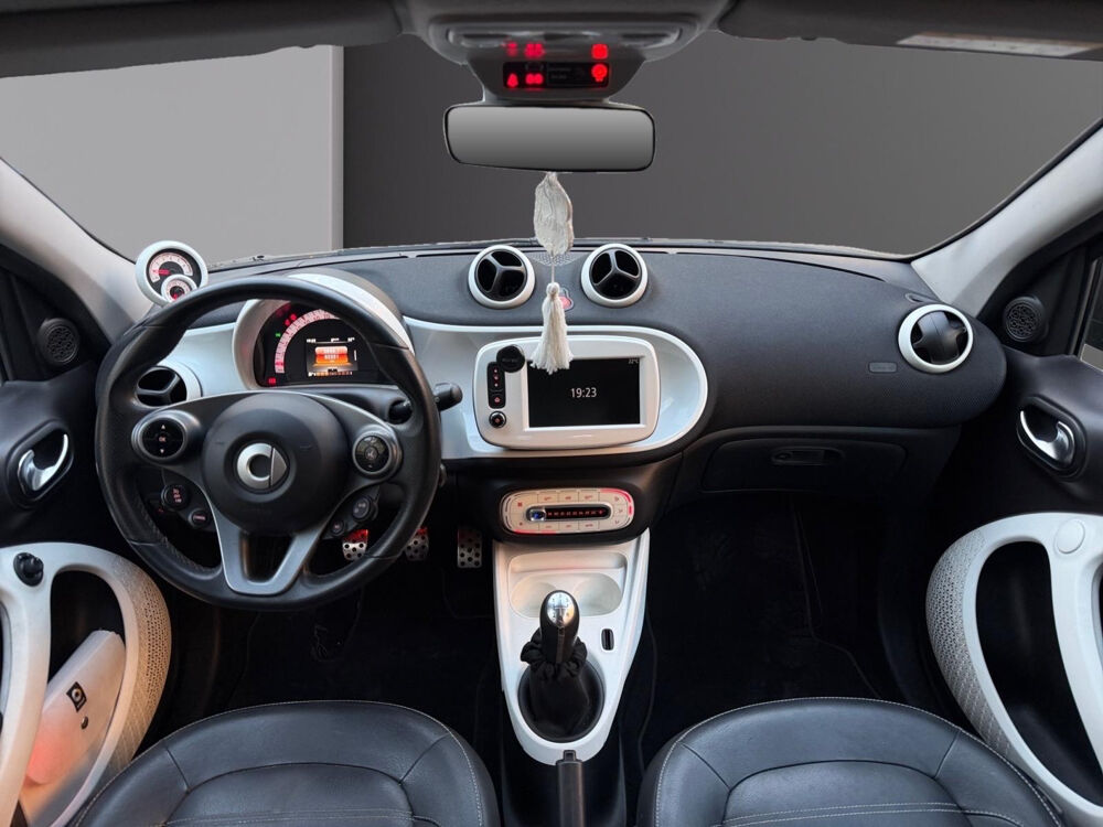 ForFour Forfour 1.0 71 ch S&S Passion 2015 occasion 75017 Paris
