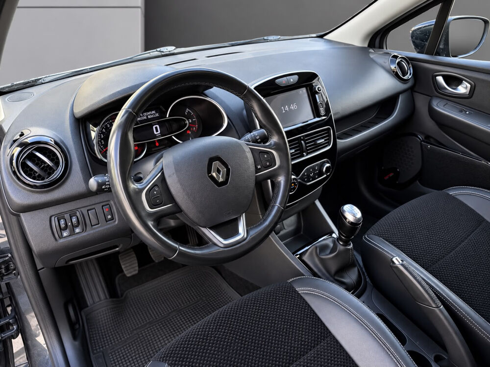 Clio IV Clio TCe 90 E6C Intens 2018 occasion 75017 Paris