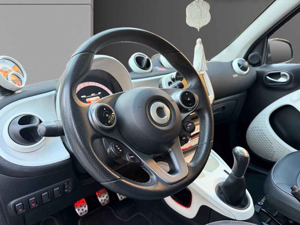 ForFour Forfour 1.0 71 ch S&S Passion 2015 occasion 75017 Paris