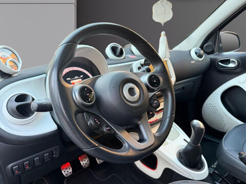 ForFour Forfour 1.0 71 ch S&S Passion 2015 occasion 75017 Paris
