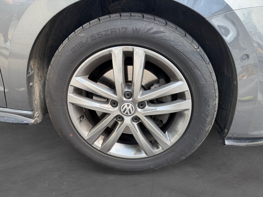 Touran 1.6 TDI 115 BMT DSG7 7pl R-Line 2018 occasion 75017 Paris