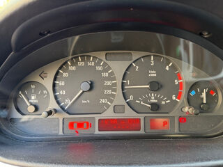 S&eacute;rie 3 330d Pack Luxe A 2003 occasion 75017 Paris