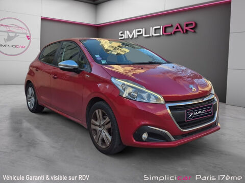 Peugeot 208 1.2 PureTech 82ch BVM5 Style 2018 occasion Paris 75017