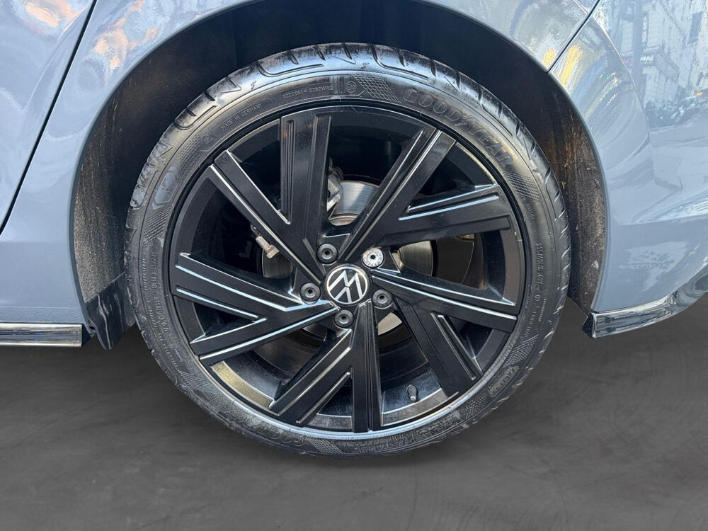 Golf 1.5 eTSi DSG7 R LINE 2024 occasion 75017 Paris