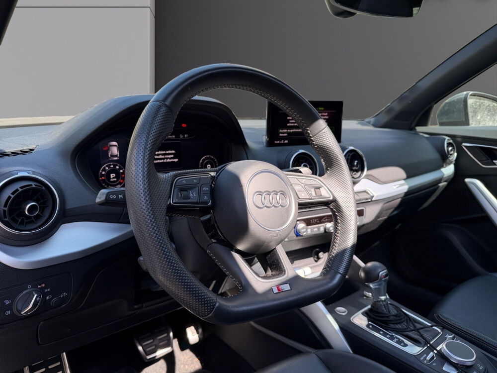 Q2 35 TFSI COD 150 S tronic 7 S Line 2019 occasion 75017 Paris