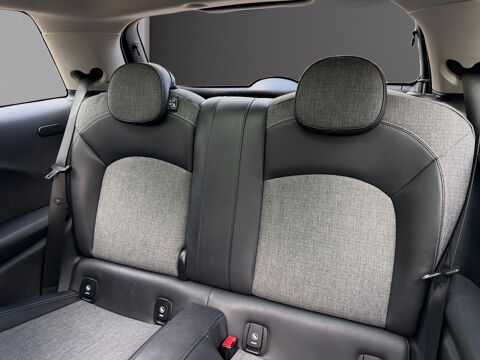 One Hatch 3 Portes 102 ch Edition Heddon Street 2018 occasion 75017 Paris