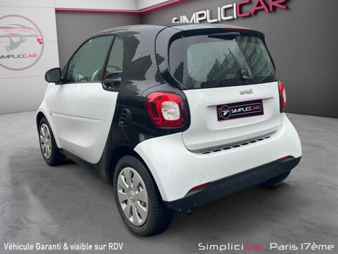 ForTwo Fortwo Coup&eacute; 1.0 71 ch S&S BA6 Pure 2017 occasion 75017 Paris