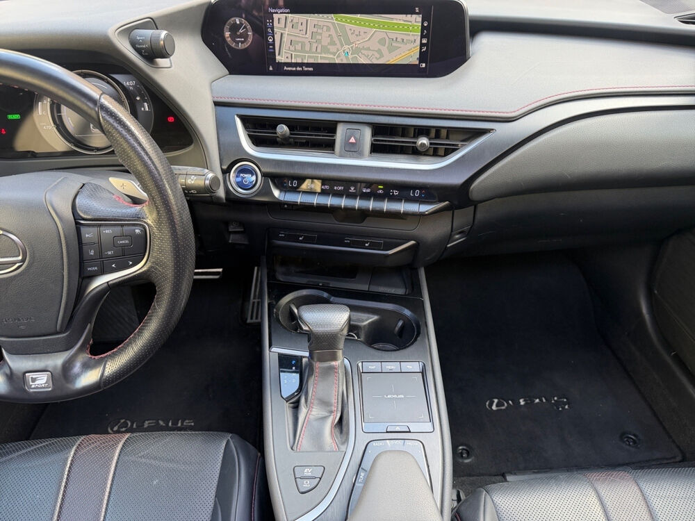 UX 250h 2WD F SPORT Executive 2019 occasion 75017 Paris