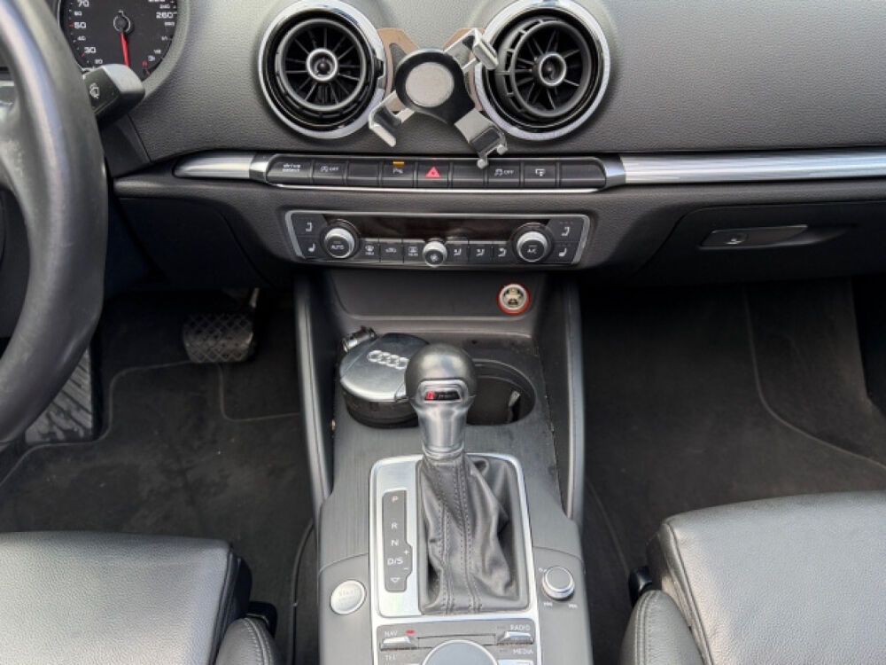 A3 Cabriolet 1.8 TFSI 180 Ambition Luxe S tronic 7 2016 occasion 75017 Paris