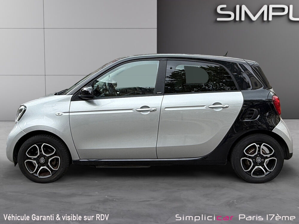 ForFour Forfour 0,82 ch Electrique BVA1 Passion 2019 occasion 75017 Paris