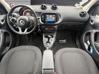 ForFour Forfour 0,82 ch Electrique BVA1 Passion 2019 occasion 75017 Paris