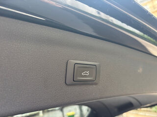 Q3 1.4 TFSI COD 150 ch S tronic 6 Ambition Luxe 2016 occasion 75017 Paris
