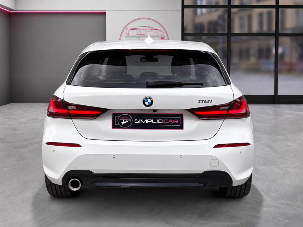 S&eacute;rie 1 118i 136 ch DKG7 Edition Sport 2023 occasion 75017 Paris