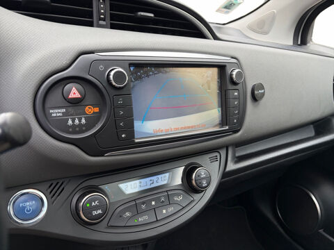 Yaris Hybride 100h Dynamic 2015 occasion 75017 Paris