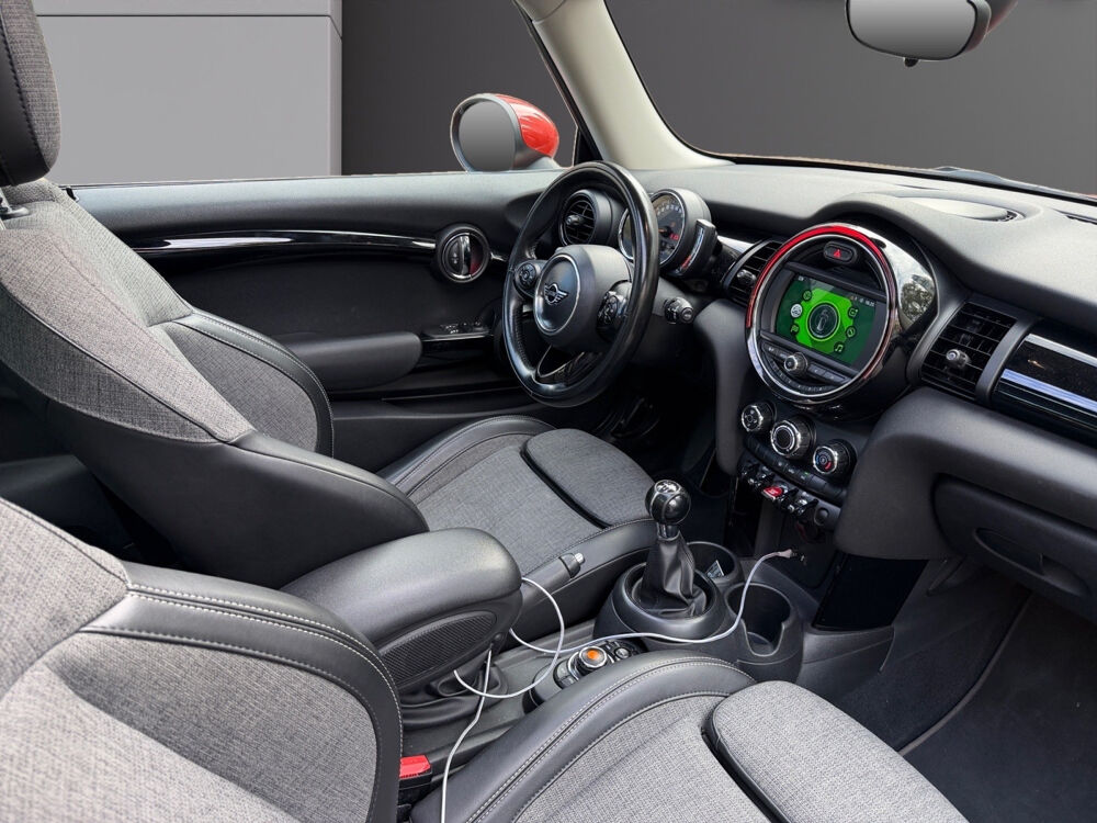 One Hatch 3 Portes 102 ch Edition Heddon Street 2018 occasion 75017 Paris