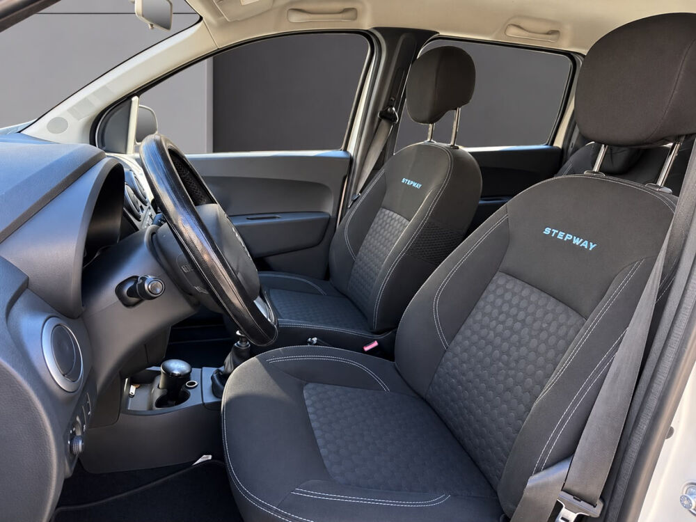 Lodgy dCI 110 7 places Stepway 2016 occasion 75017 Paris