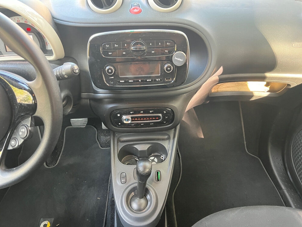 ForFour Forfour 0,82 ch Electrique BVA1 Pure 2019 occasion 75017 Paris