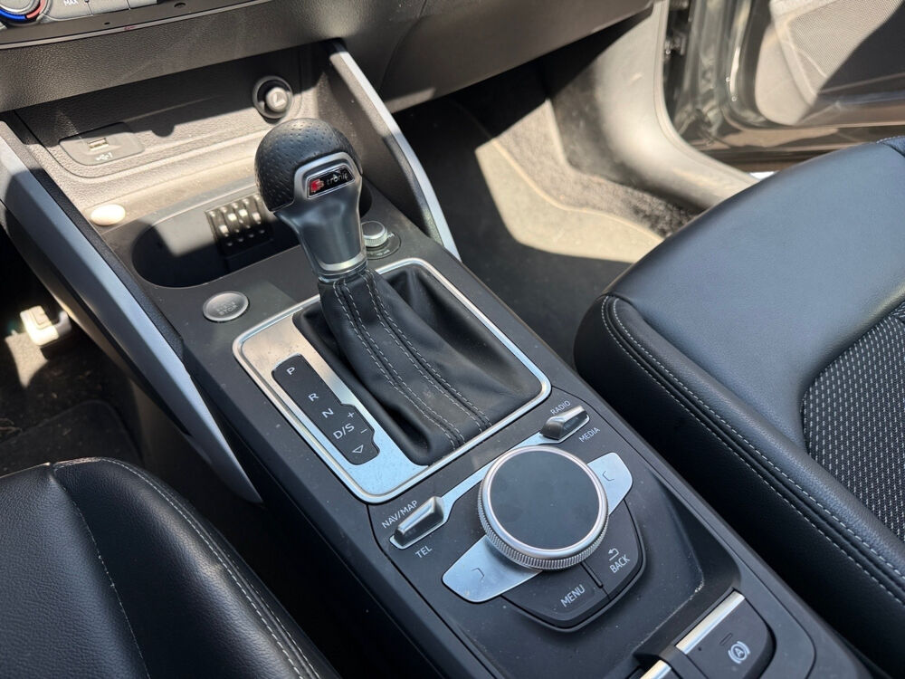 Q2 35 TFSI COD 150 S tronic 7 S Line 2019 occasion 75017 Paris