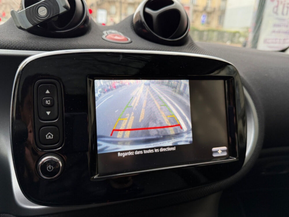 ForTwo Fortwo Coup&eacute; 0.9 90 ch S&S BA6 Prime 2015 occasion 75017 Paris