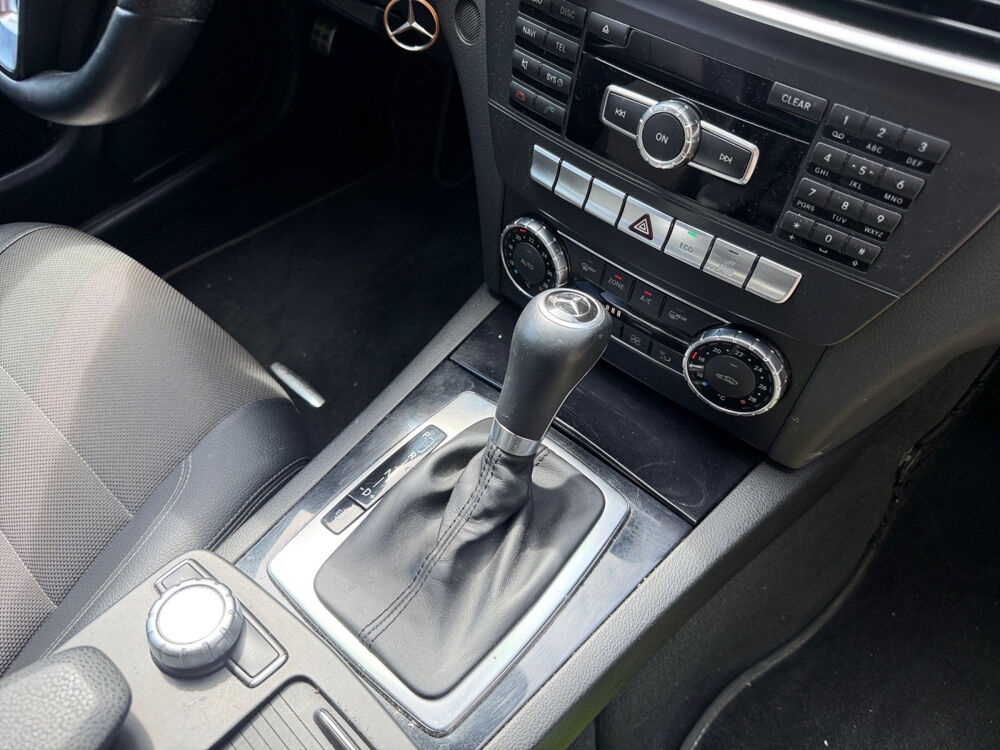 Classe C Coup&eacute; 200 BlueEfficiency Executive A 2013 occasion 75017 Paris