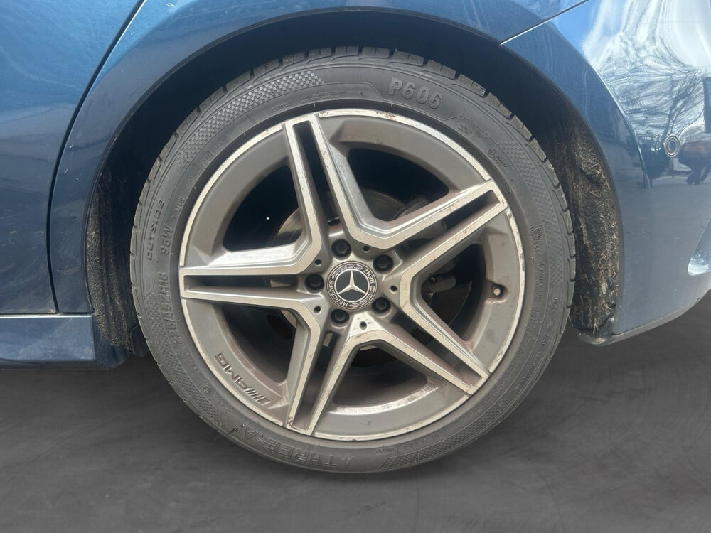 Classe A 180 d 7G-DCT AMG Line 2019 occasion 75017 Paris