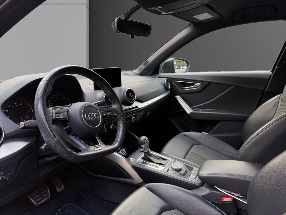 Q2 1.4 TFSI COD 150 ch S tronic 7 S Line 2017 occasion 75017 Paris