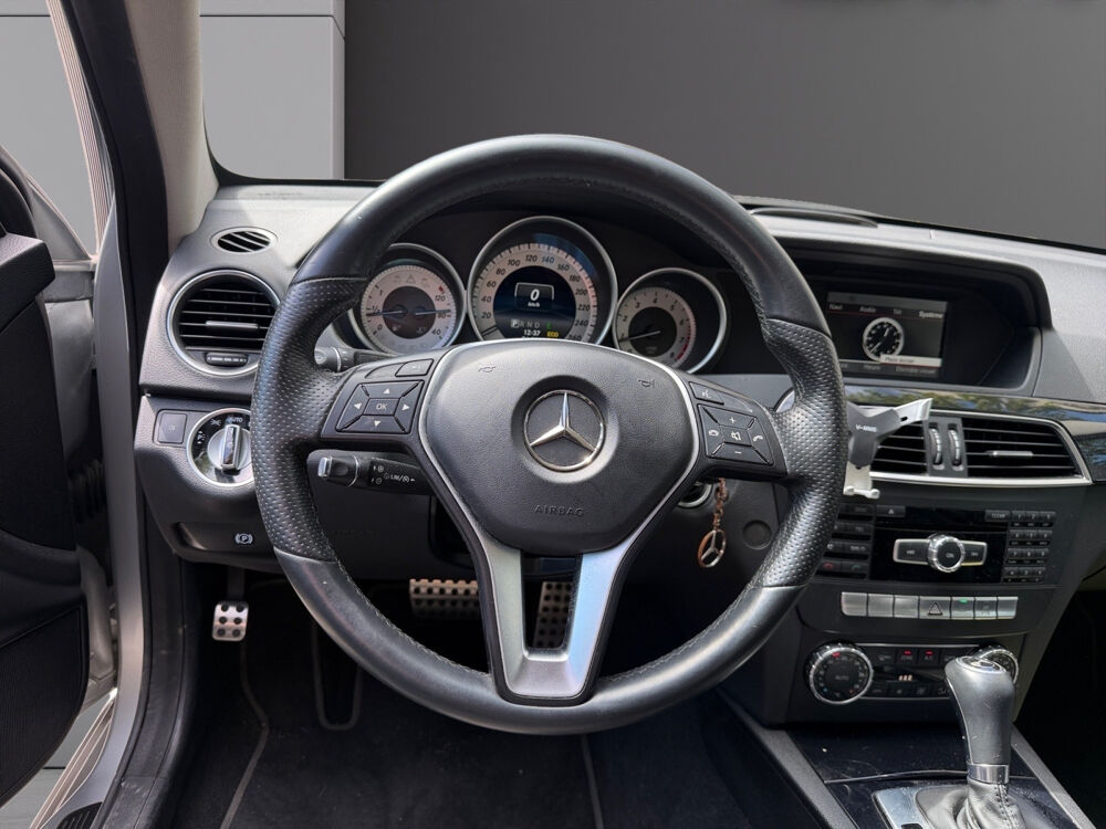 Classe C Coup&eacute; 200 BlueEfficiency Executive A 2013 occasion 75017 Paris