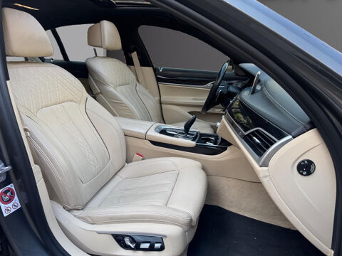 S&eacute;rie 7 740e iPerformance 326 ch Exclusive A 2016 occasion 75017 Paris