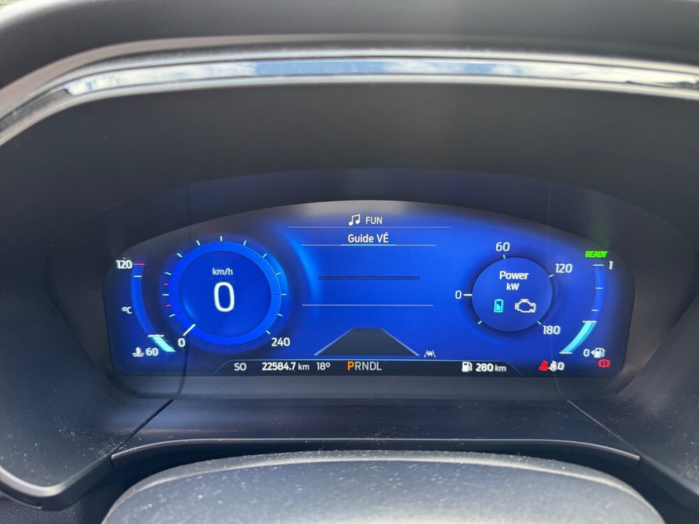 Kuga 2.5 Duratec 190 ch FHEV I-AWD Powershift ST-Line 2023 occasion 75017 Paris