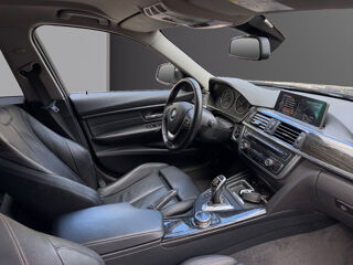 S&eacute;rie 3 330d xDrive 258 ch Luxury A 2014 occasion 75017 Paris