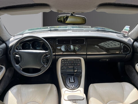 XK8 4.0i V8 Coup&eacute; 1998 occasion 75017 Paris