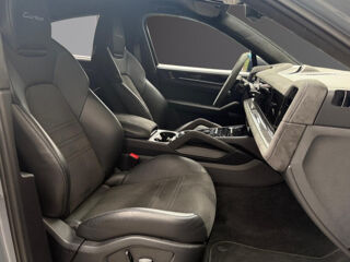 Cayenne 4.0 V8 739 CH TURBO E-HYBRID avec Pack GT 2024 occasion 75017 Paris