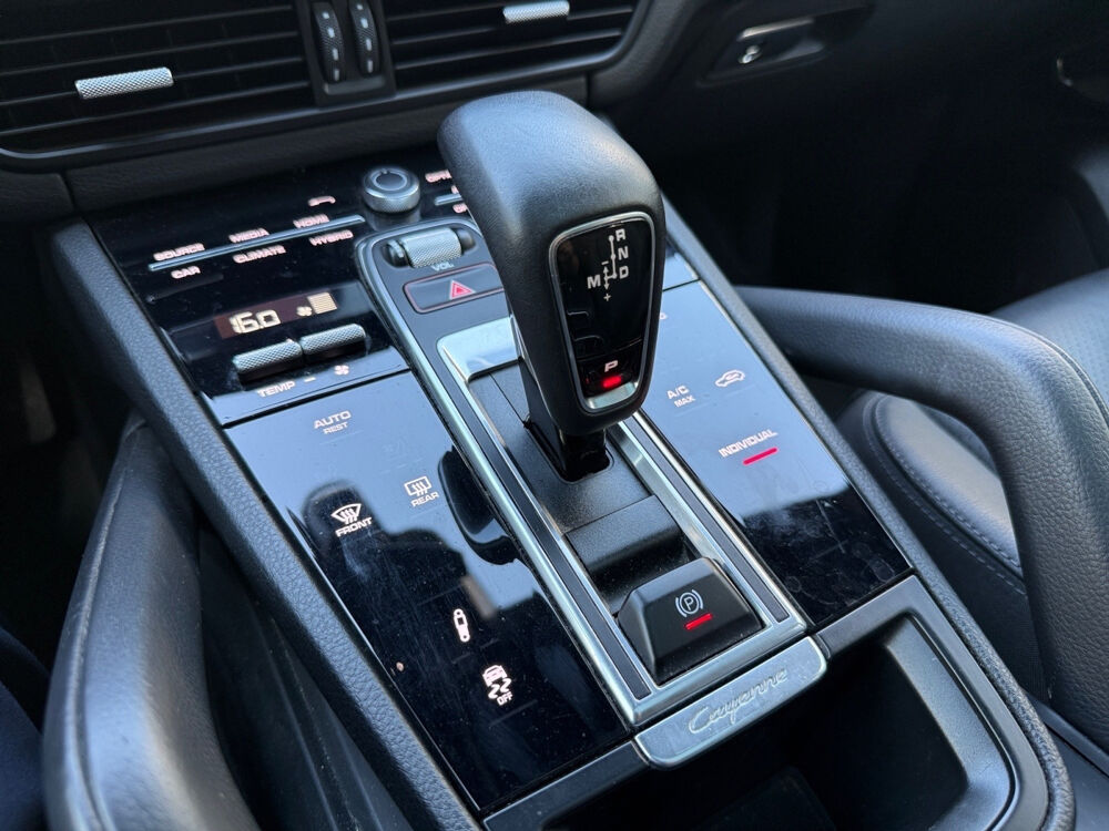 Cayenne E-Hybrid 3.0 V6 462 ch Tiptronic BVA 2021 occasion 75017 Paris