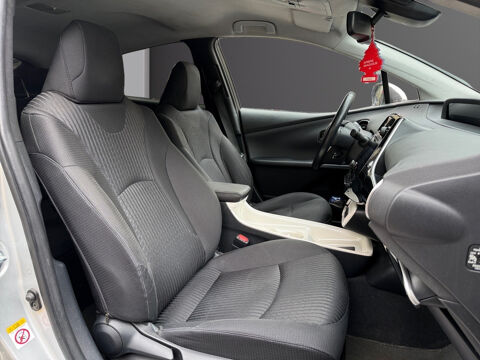 Prius Dynamic Business 2016 occasion 75017 Paris
