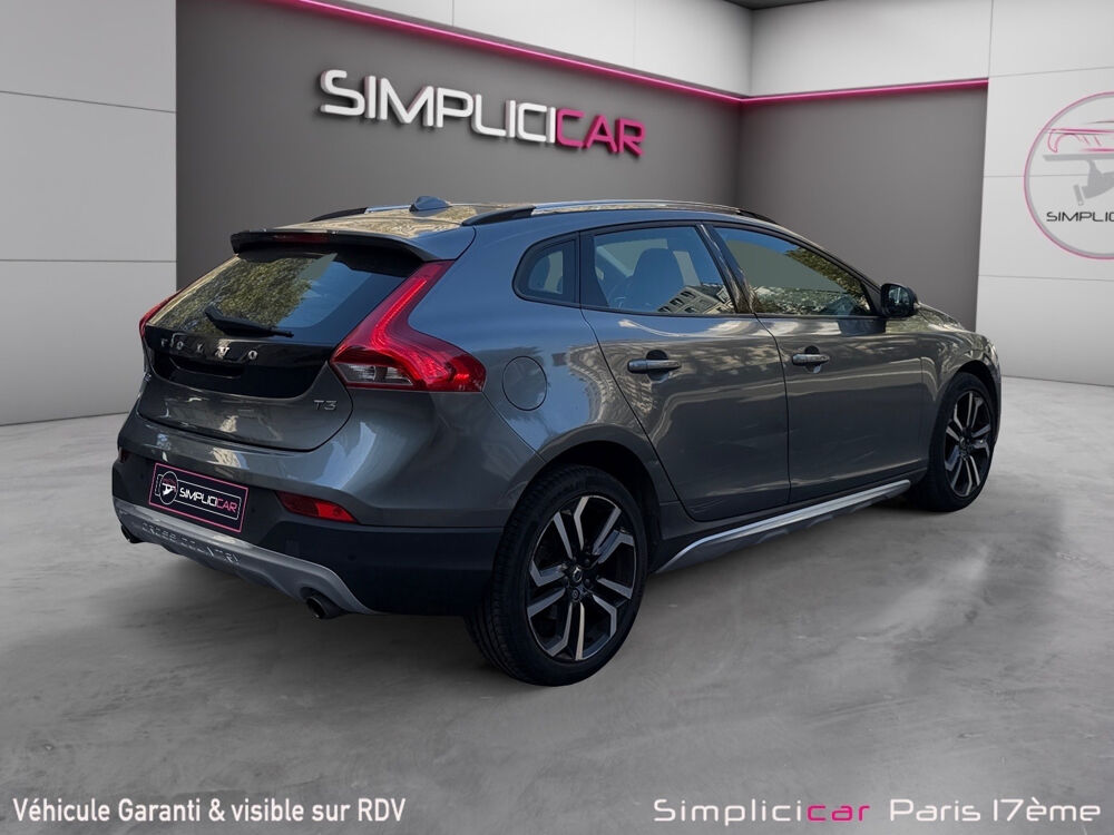 V40 Cross Country T3 152 Geartronic 6 Oversta Edition 2018 occasion 75017 Paris