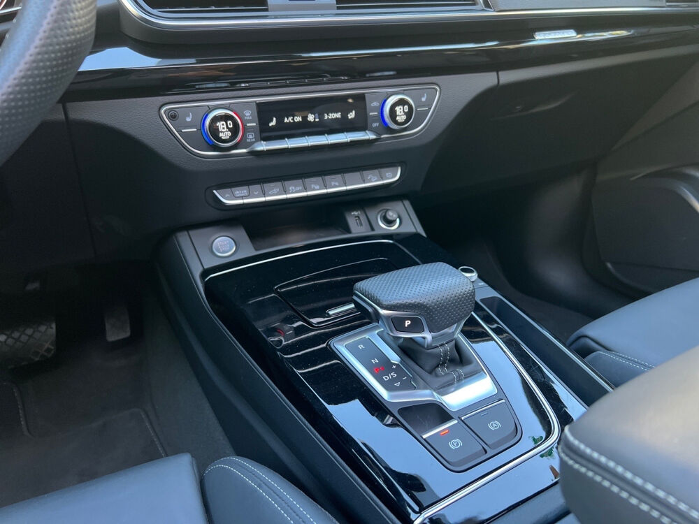 Q5 Sportback 55 TFSIe 367 S tronic 7 Quattro S line 2023 occasion 75017 Paris