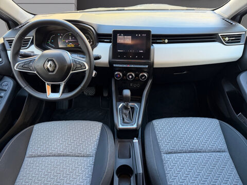 Clio V Clio E-Tech full hybrid 145 Evolution 2023 occasion 75017 Paris