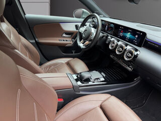 Classe A 200 7G-DCT AMG Line 2019 occasion 75017 Paris