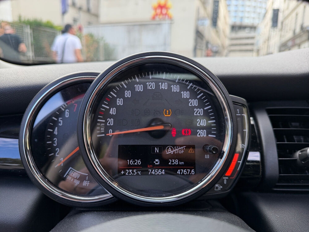 One Hatch 3 Portes 102 ch Edition Heddon Street 2018 occasion 75017 Paris