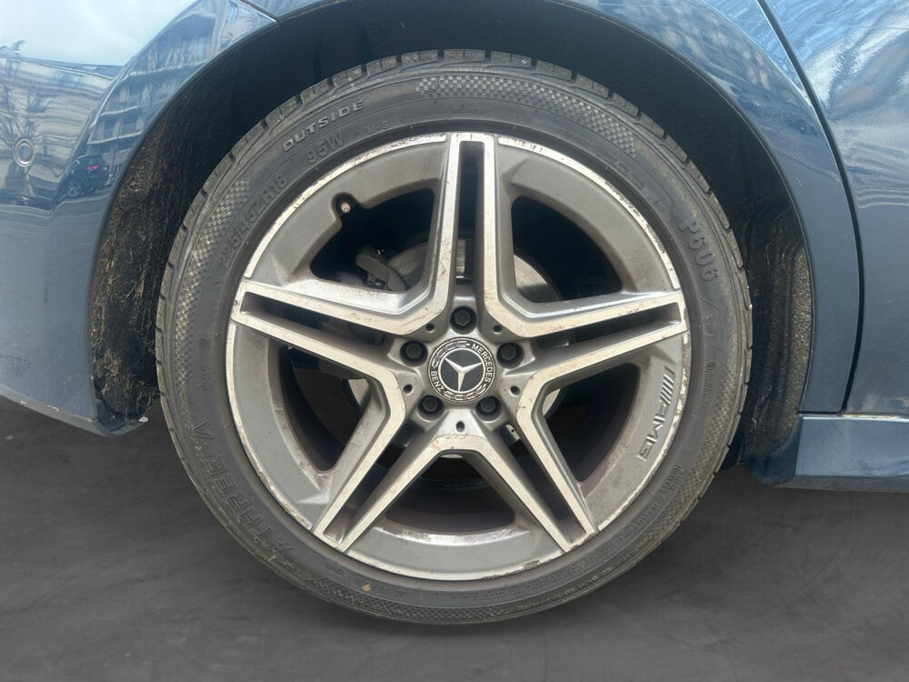 Classe A 180 d 7G-DCT AMG Line 2019 occasion 75017 Paris