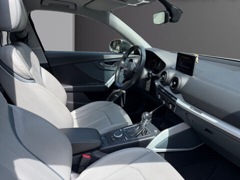 Q2 1.4 TFSI COD 150 ch S tronic 7 Design Luxe 2017 occasion 75017 Paris