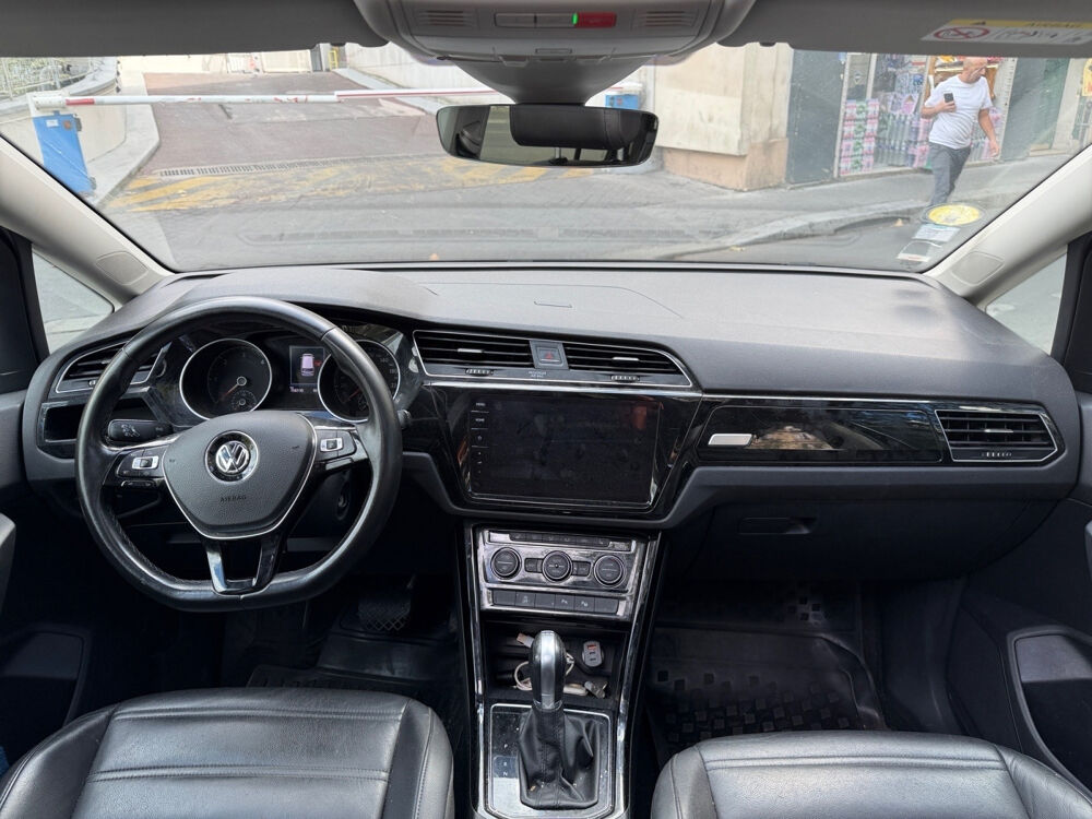 Touran 1.6 TDI 115 BMT DSG7 7pl R-Line 2018 occasion 75017 Paris