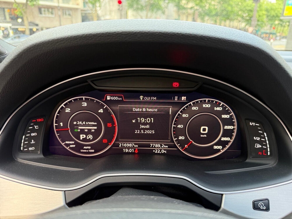 Q7 3.0 V6 TDI Clean Diesel 272 Tiptronic 8 Quattro 7pl Avus 2015 occasion 75017 Paris